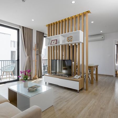 Vivian Villa & Apartment By My Khe Beach Da Nang Esterno foto