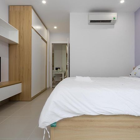 Vivian Villa & Apartment By My Khe Beach Da Nang Esterno foto