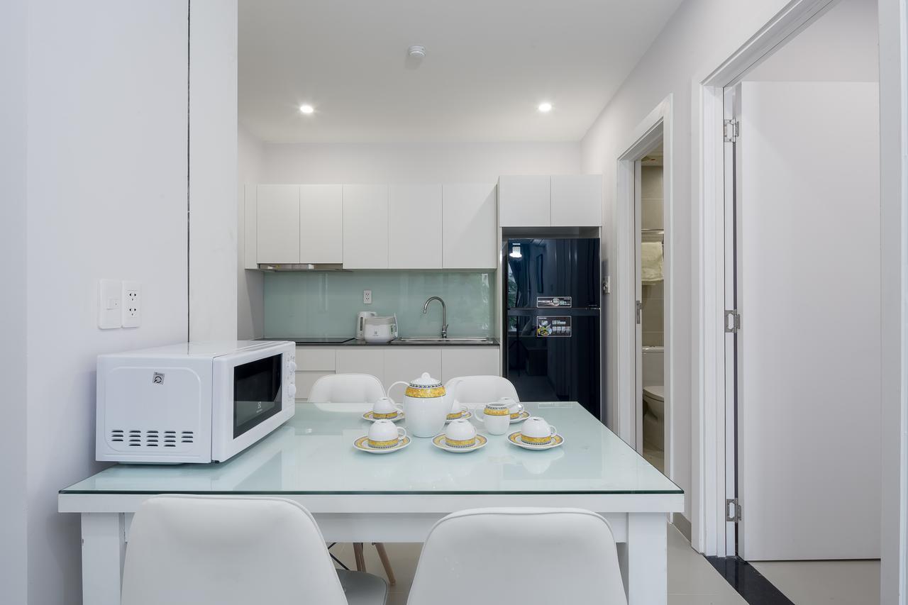 Vivian Villa & Apartment By My Khe Beach Da Nang Esterno foto