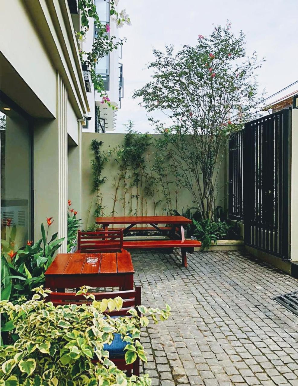Vivian Villa & Apartment By My Khe Beach Da Nang Esterno foto