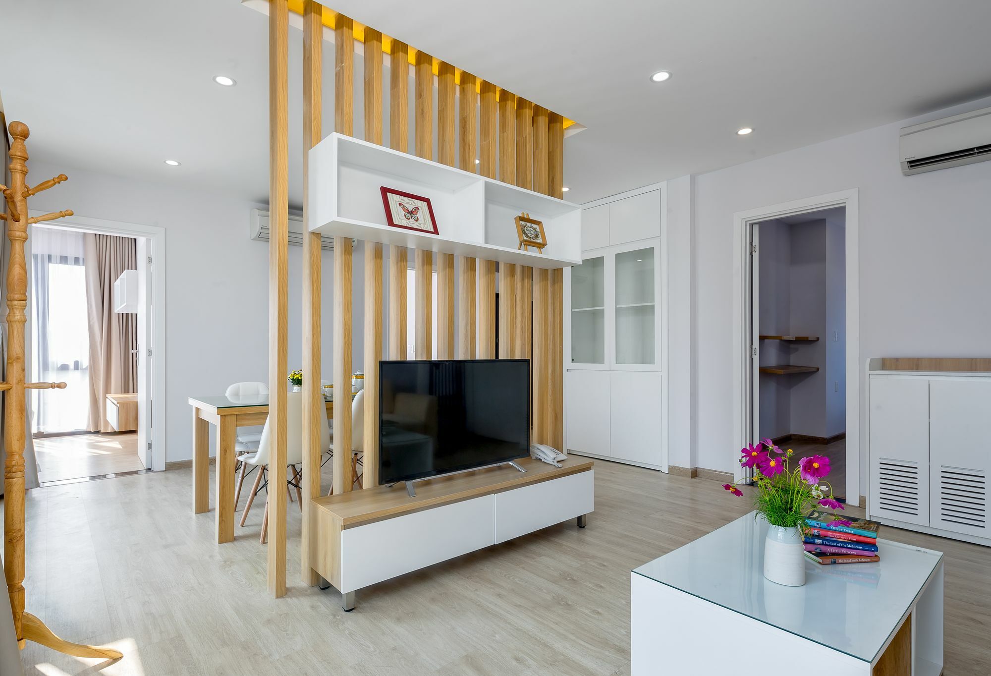 Vivian Villa & Apartment By My Khe Beach Da Nang Esterno foto