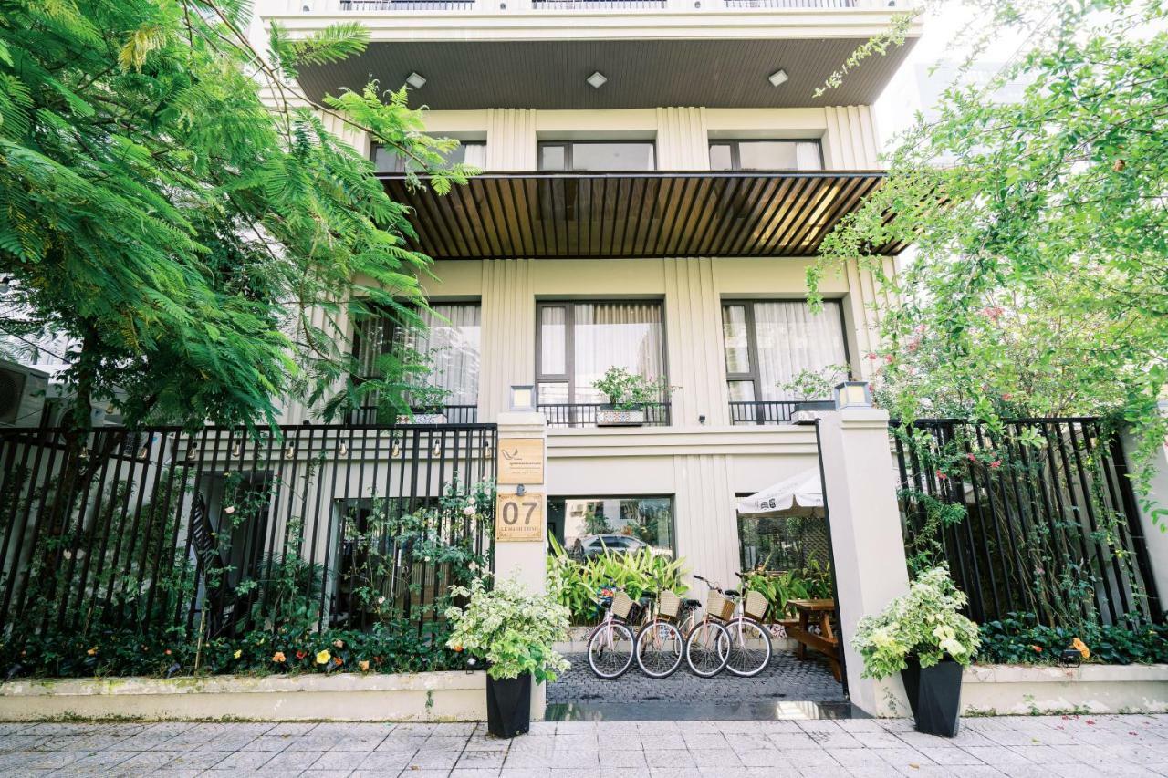 Vivian Villa & Apartment By My Khe Beach Da Nang Esterno foto