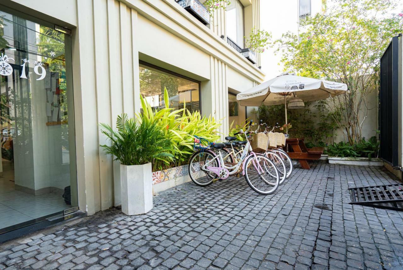 Vivian Villa & Apartment By My Khe Beach Da Nang Esterno foto